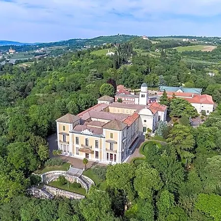 Lantgård Il Convento Di San Fermo Lonigo