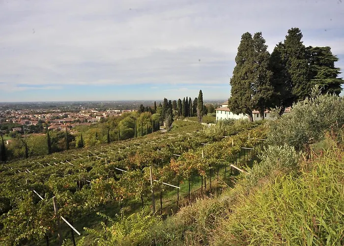 Il Convento Di San Fermo Feriegård *